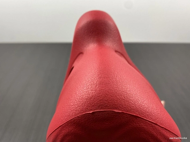 Yeezy Red Adidas Foam CW3355 0811